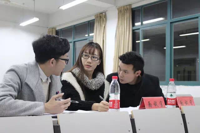 说明: 73888752681327372