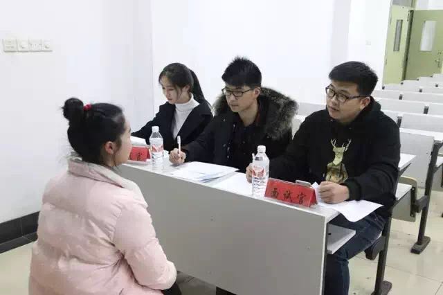 说明: 734212939377419239